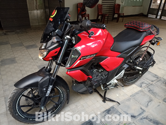 Yahama FZS V3, Model 2021 .Reg 2021